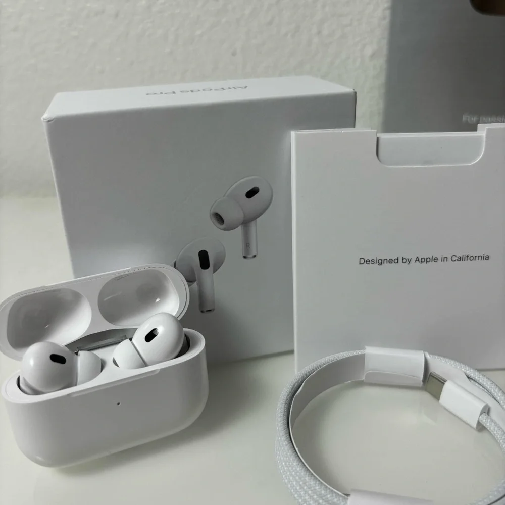Apple AirPods Pro - White